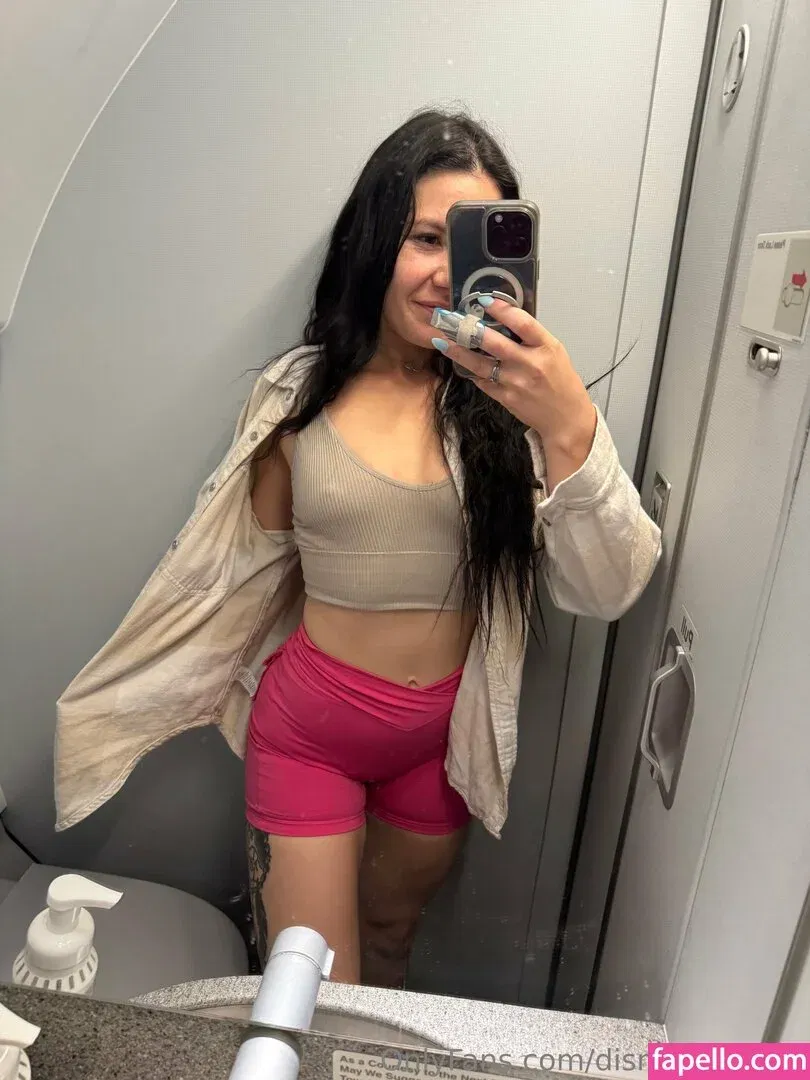 disneyyrose13 Onlyfans Photo Gallery 