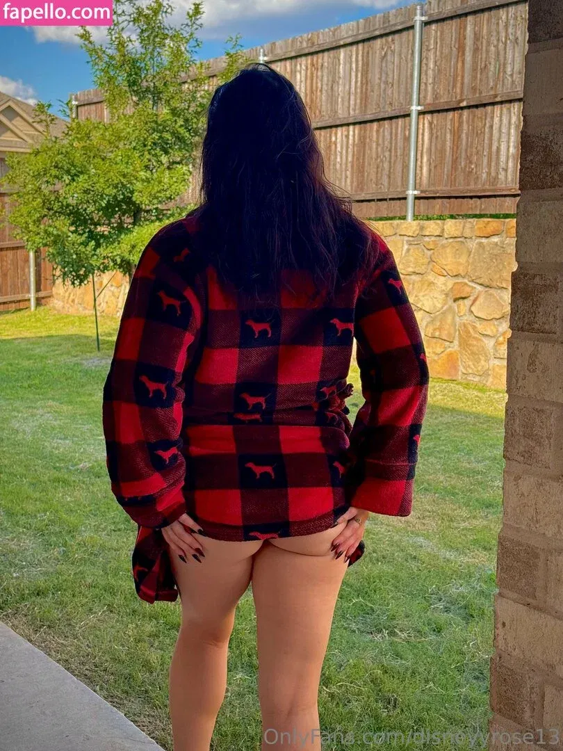 disneyyrose13 Onlyfans Photo Gallery 