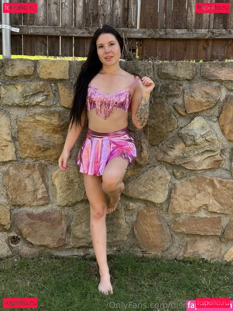 disneyyrose13 Onlyfans Photo Gallery 