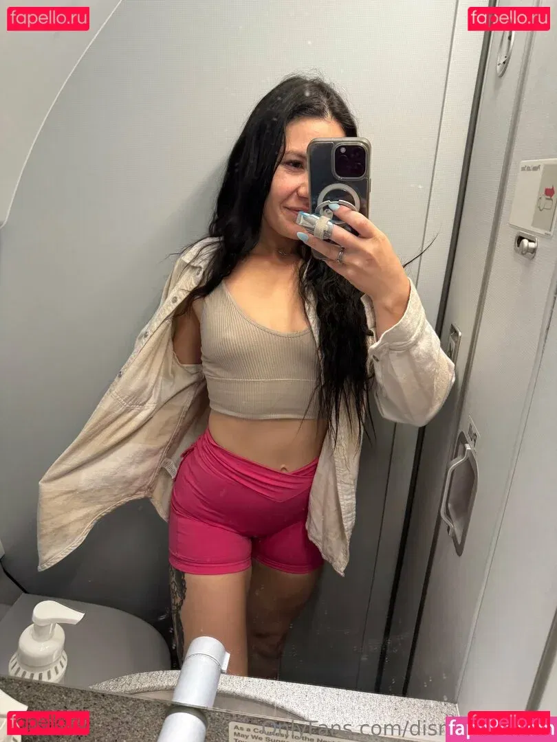 disneyyrose13 Onlyfans Photo Gallery 