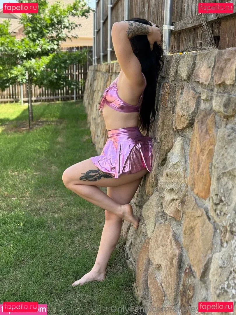 disneyyrose13 Onlyfans Photo Gallery 