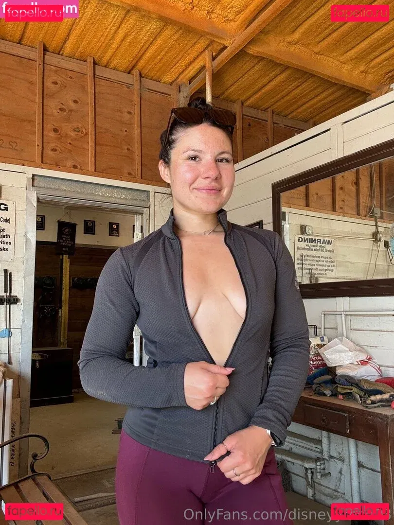 disneyyrose13 Onlyfans Photo Gallery 