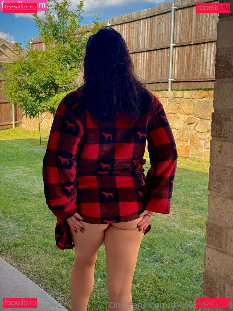 disneyyrose13 Onlyfans Photo Gallery 