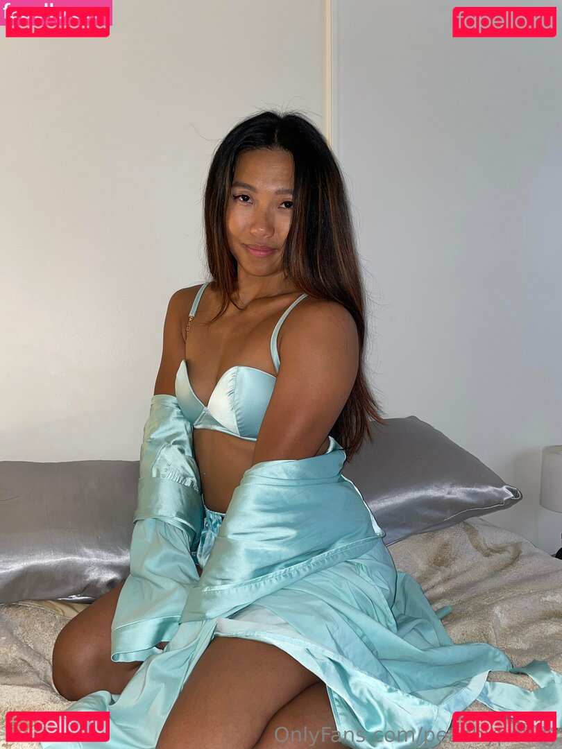 peachypenny Nude Onlyfans Photo 4
