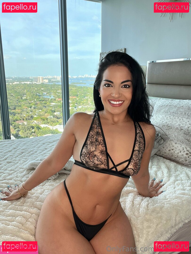 missamia Nude Onlyfans Photo 15