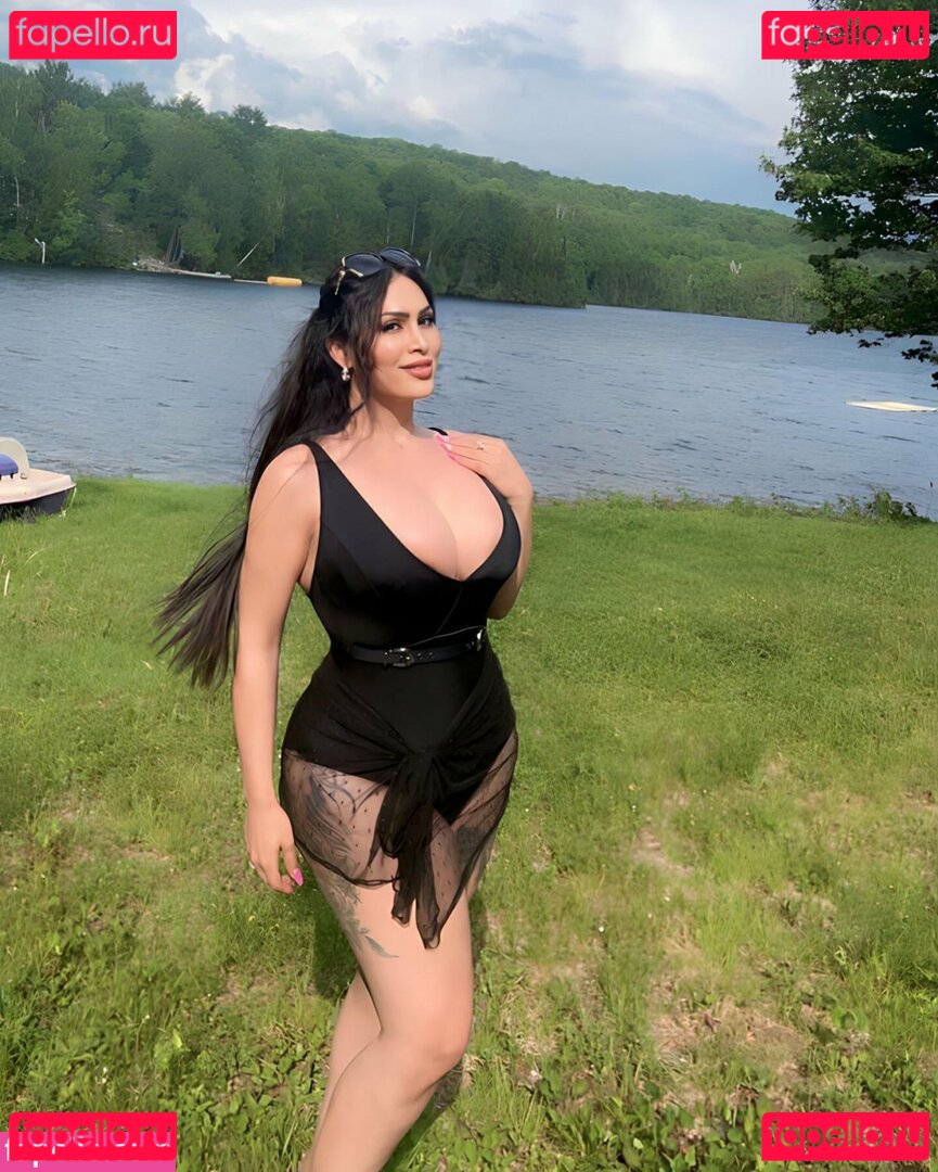shirazkaram Nude Onlyfans Photo 23
