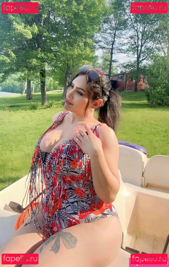 shirazkaram Nude Onlyfans Photo 12