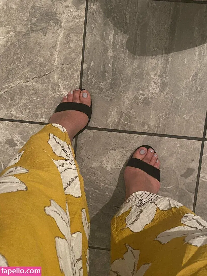 urfavlazyslxt Onlyfans Photo Gallery 