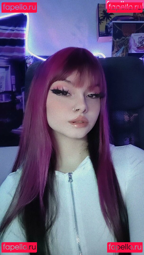 Akaleina Nude Onlyfans Photo 3