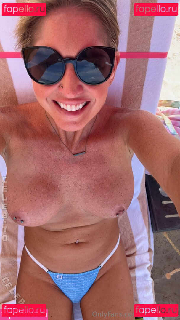 BikiniNicole Nude Onlyfans Photo 5
