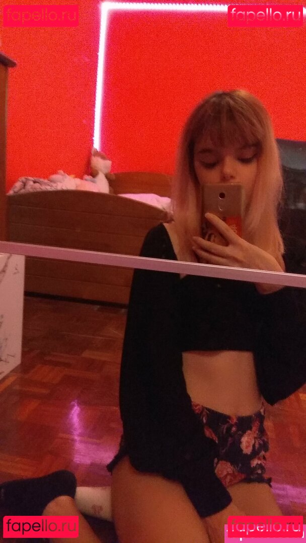 Mariikawa Nude Onlyfans Photo 15