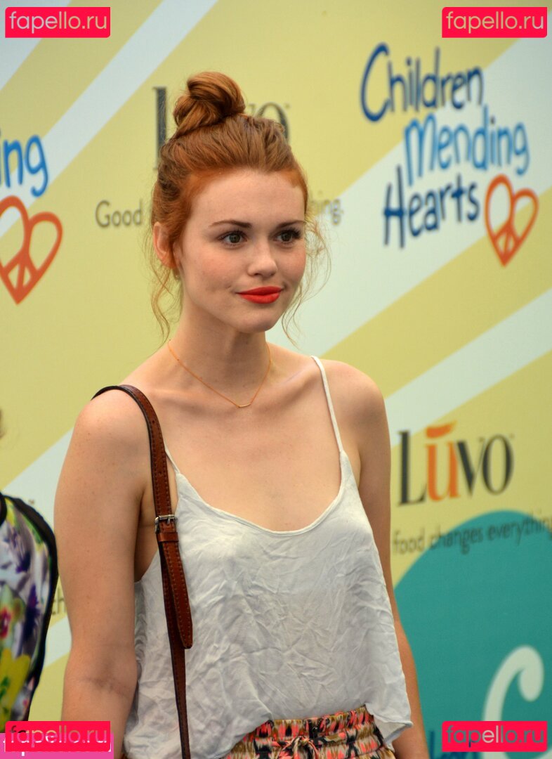 Holland Roden Nude Onlyfans Photo 21