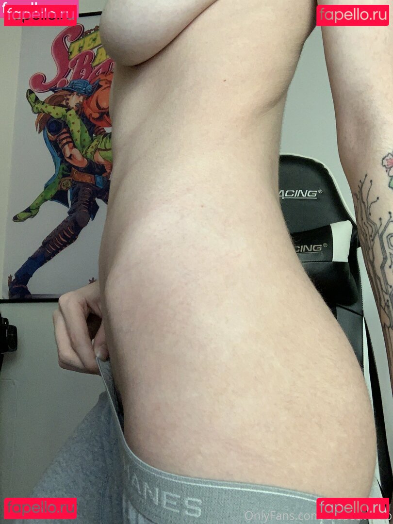 erasedweeaboo-free Nude Onlyfans Photo 9