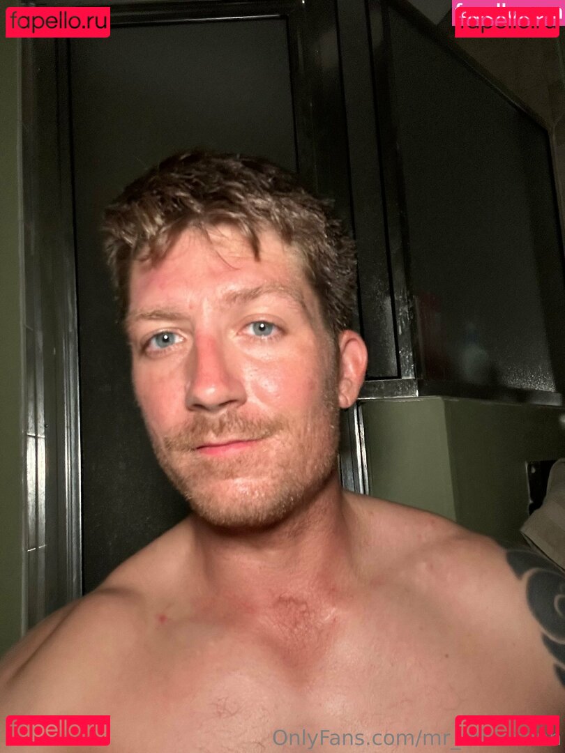 mr_robinsonn Nude Onlyfans Photo 20
