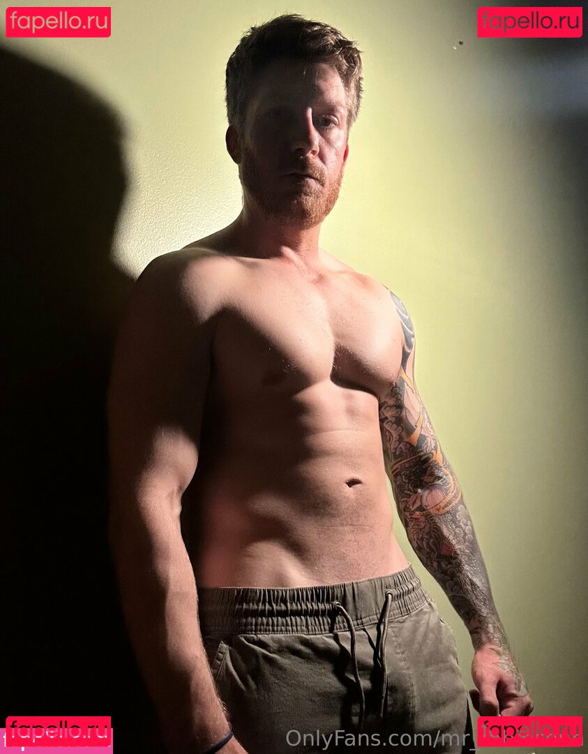 mr_robinsonn Nude Onlyfans Photo 11