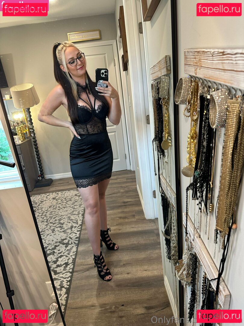 dz.ella Nude Onlyfans Photo 3