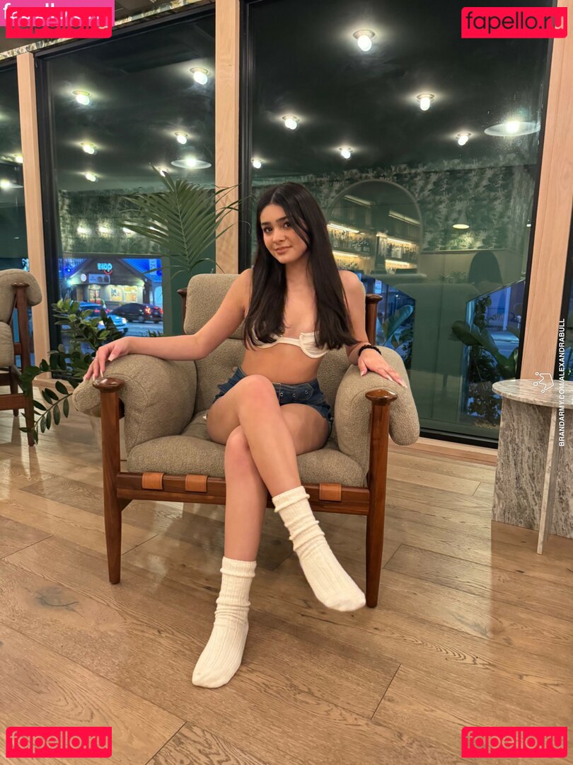 Alexandra Bull Nude Onlyfans Photo 49