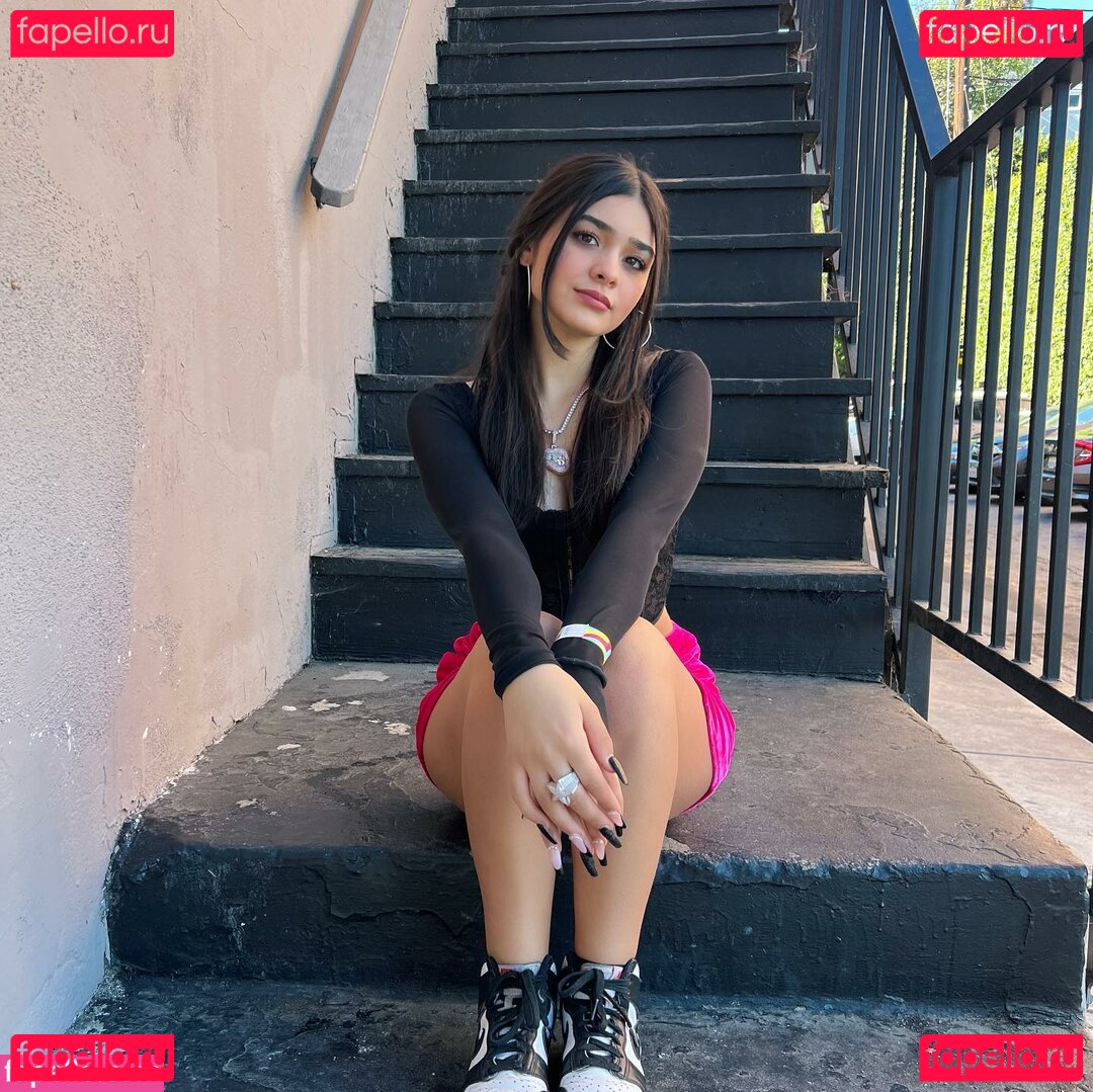 Alexandra Bull Nude Onlyfans Photo 10