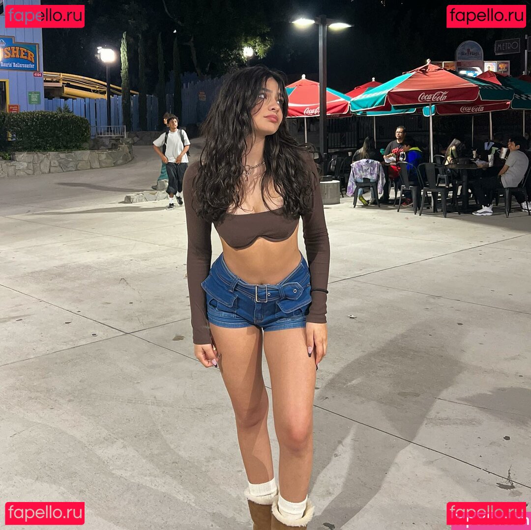 Alexandra Bull Nude Onlyfans Photo 8