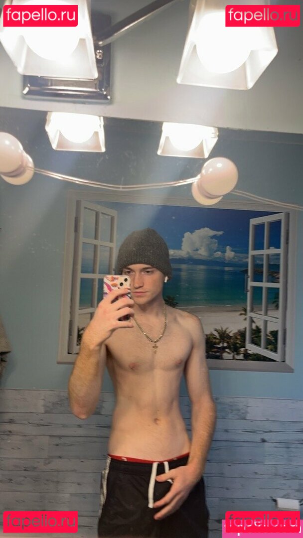 maxisfree Nude Onlyfans Photo 35