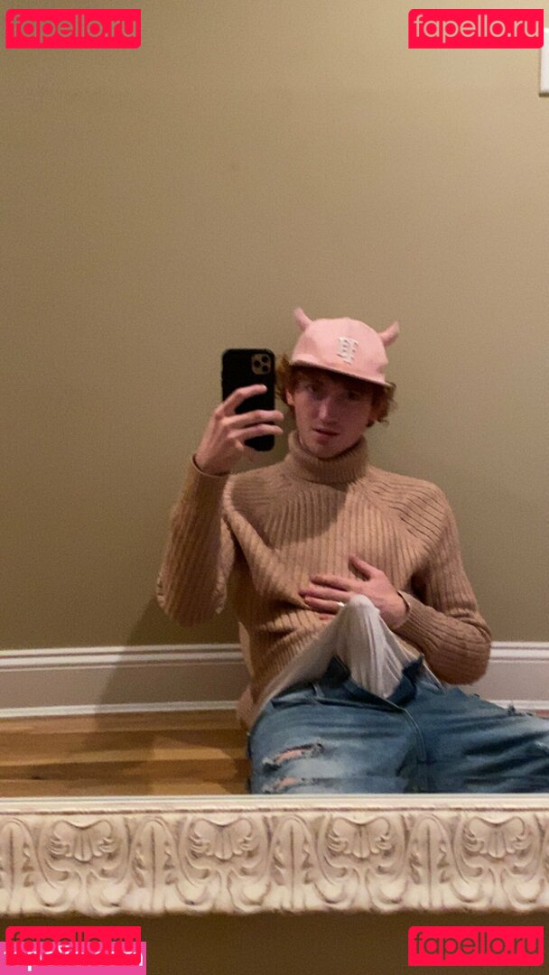 maxisfree Nude Onlyfans Photo 23