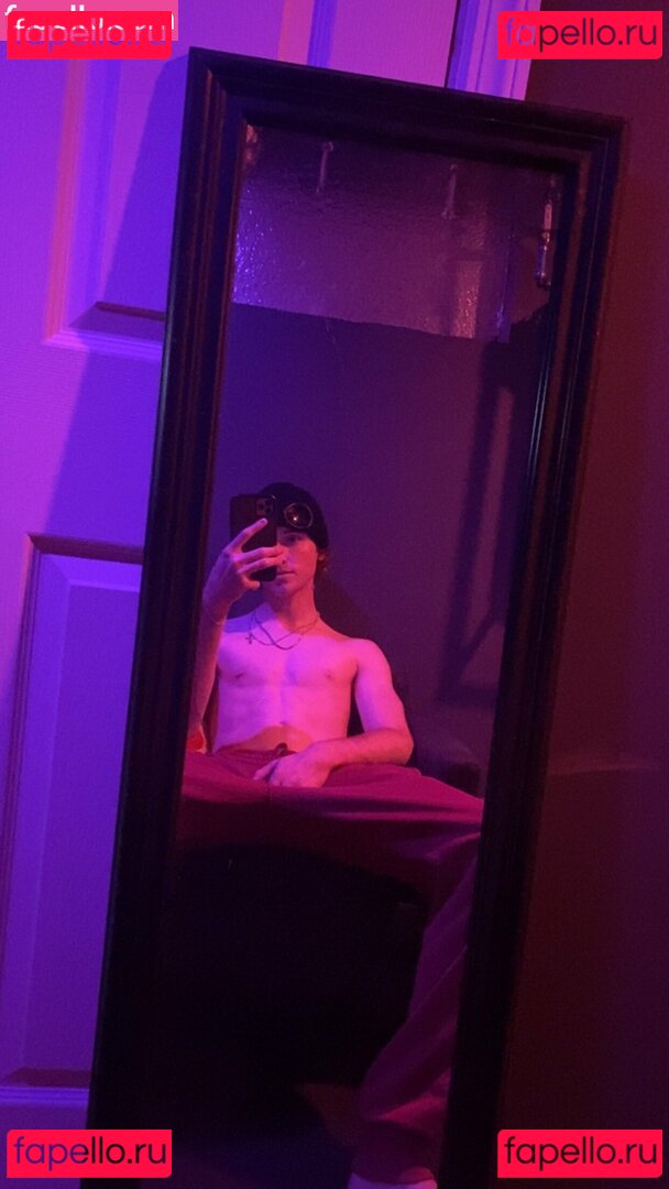 maxisfree Nude Onlyfans Photo 18