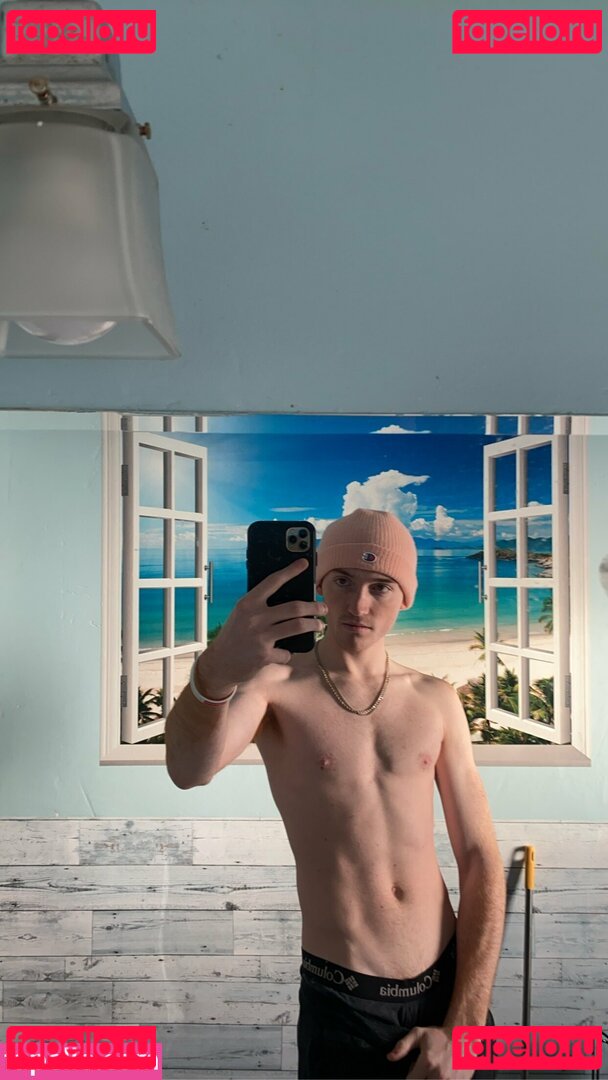 maxisfree Nude Onlyfans Photo 9