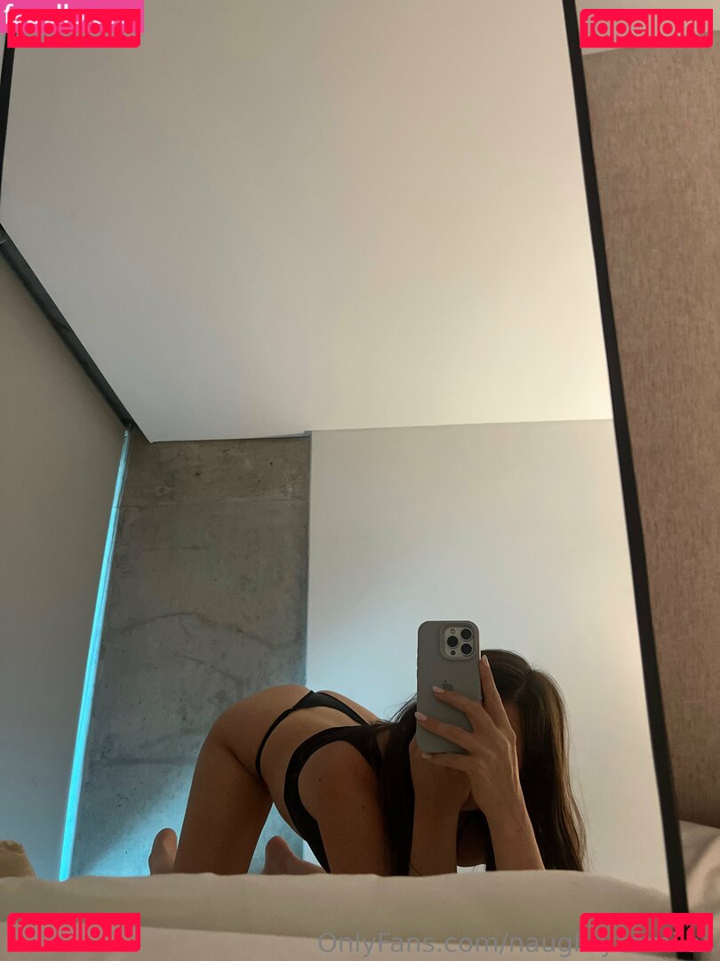 naughtycamilax Nude Onlyfans Photo 17