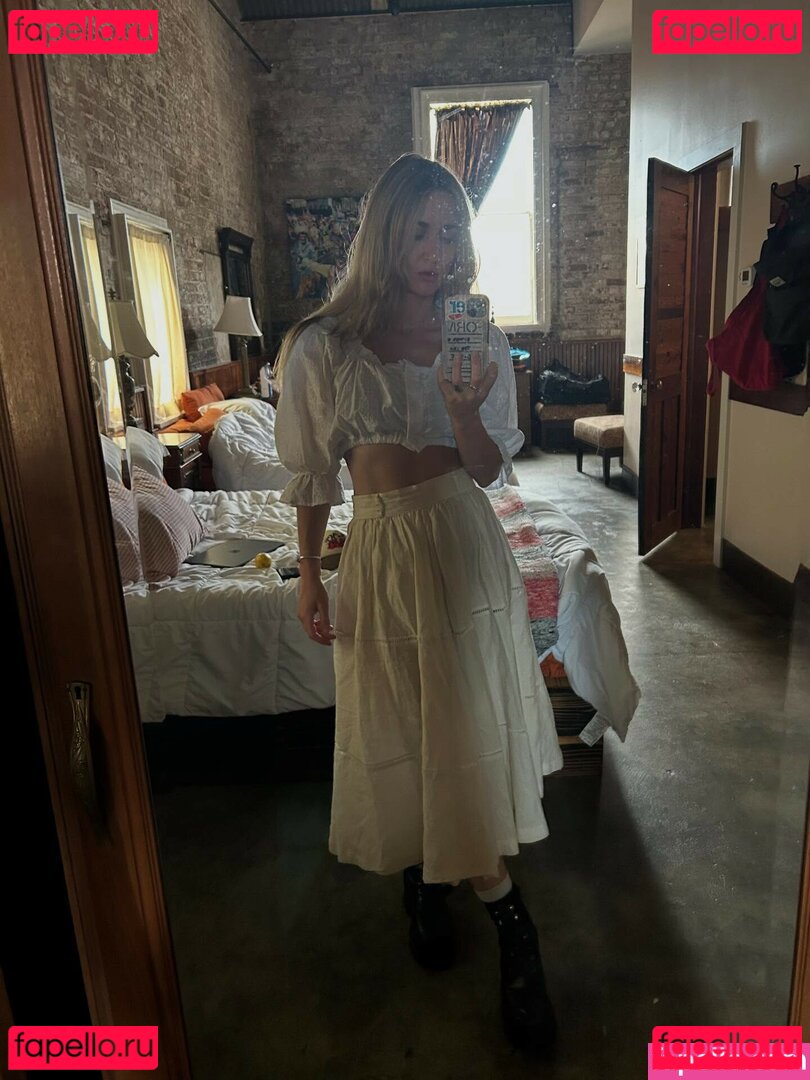 Esther Rose Nude Onlyfans Photo 7