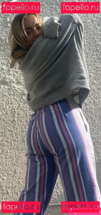 Izzy Hammond Nude Onlyfans Photo 47