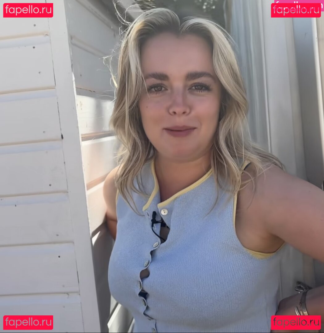 Izzy Hammond Nude Onlyfans Photo 38
