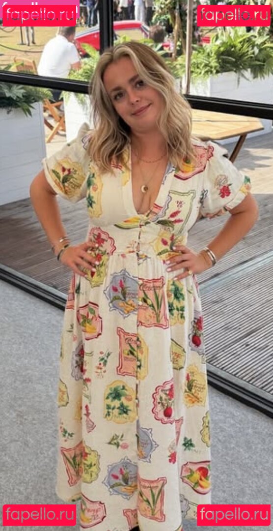 Izzy Hammond Nude Onlyfans Photo 23
