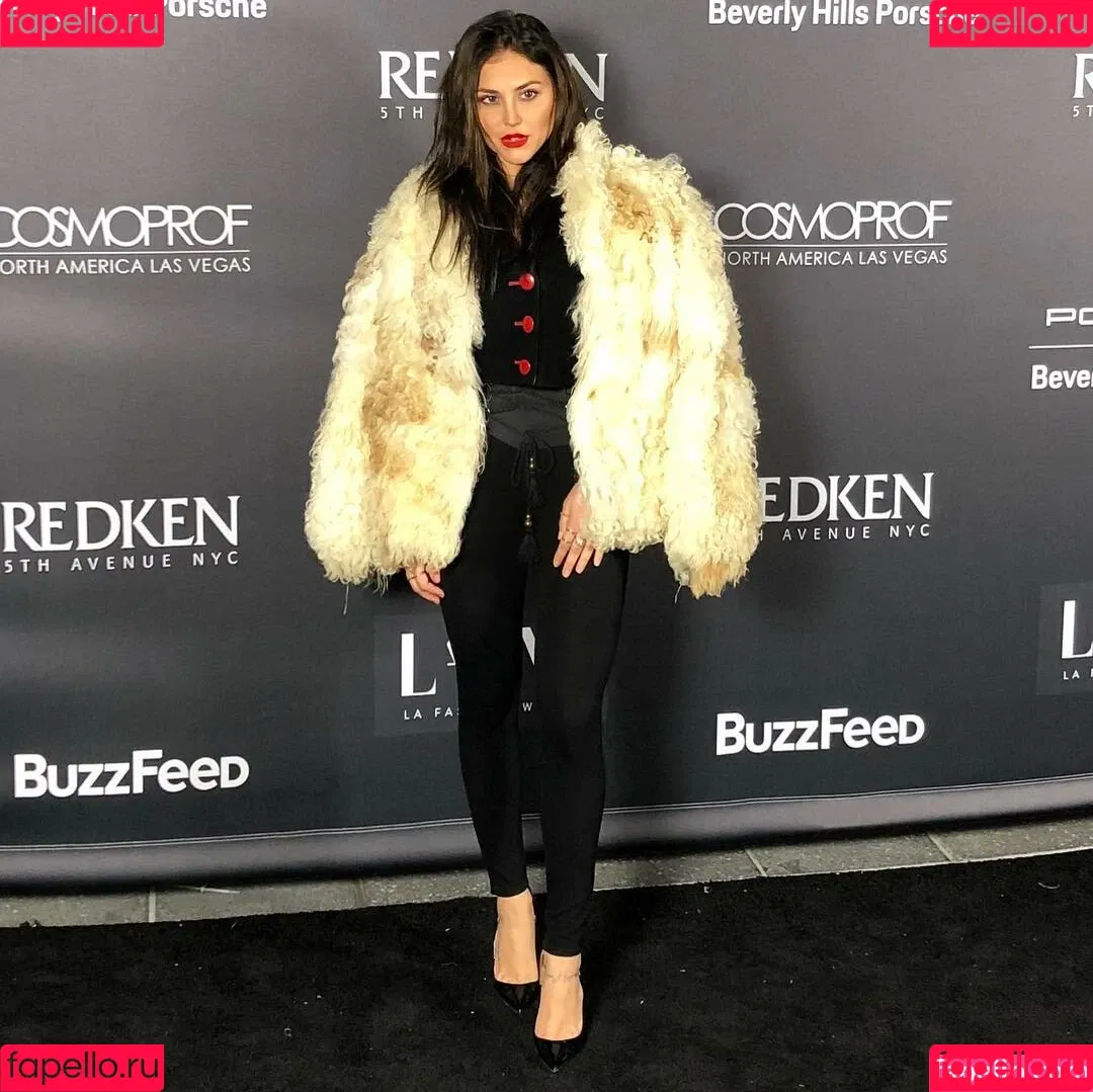 Cassie Scerbo Onlyfans Photo Gallery 