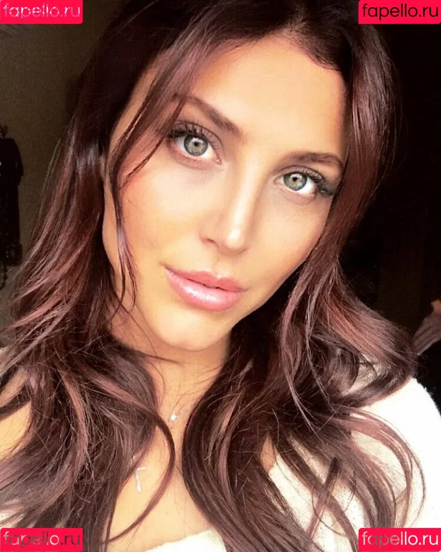 Cassie Scerbo Onlyfans Photo Gallery 