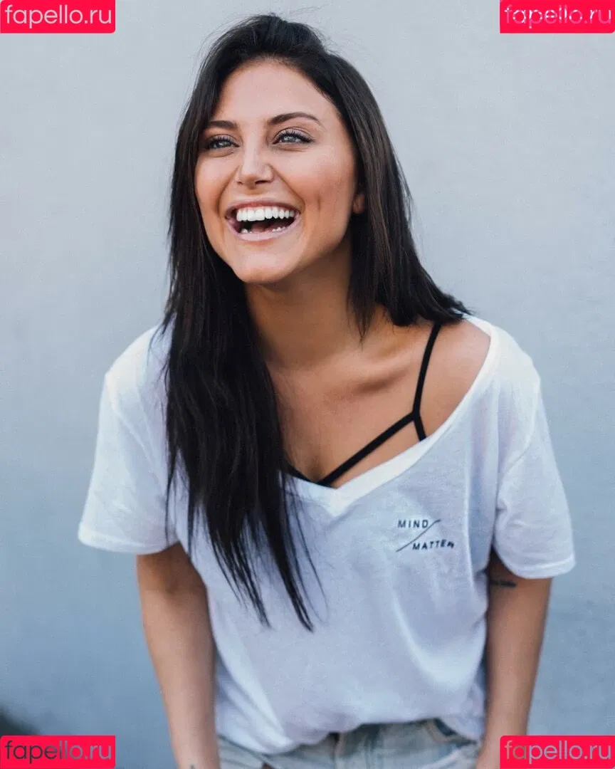 Cassie Scerbo Onlyfans Photo Gallery 