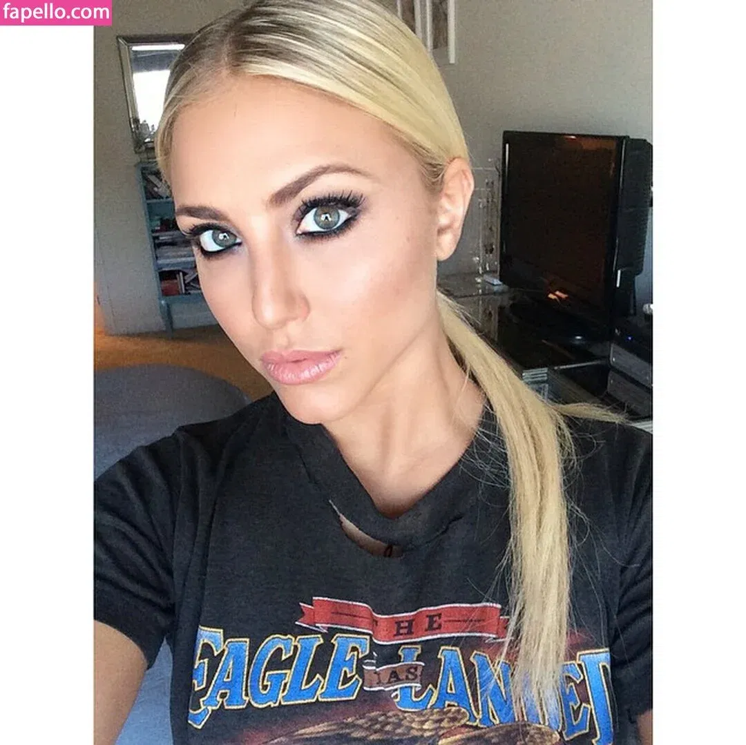 Cassie Scerbo Onlyfans Photo Gallery 