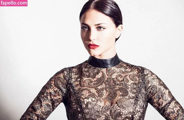 Cassie Scerbo Onlyfans Photo Gallery 