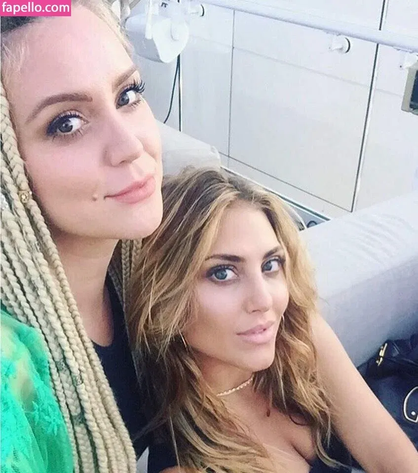 Cassie Scerbo Onlyfans Photo Gallery 