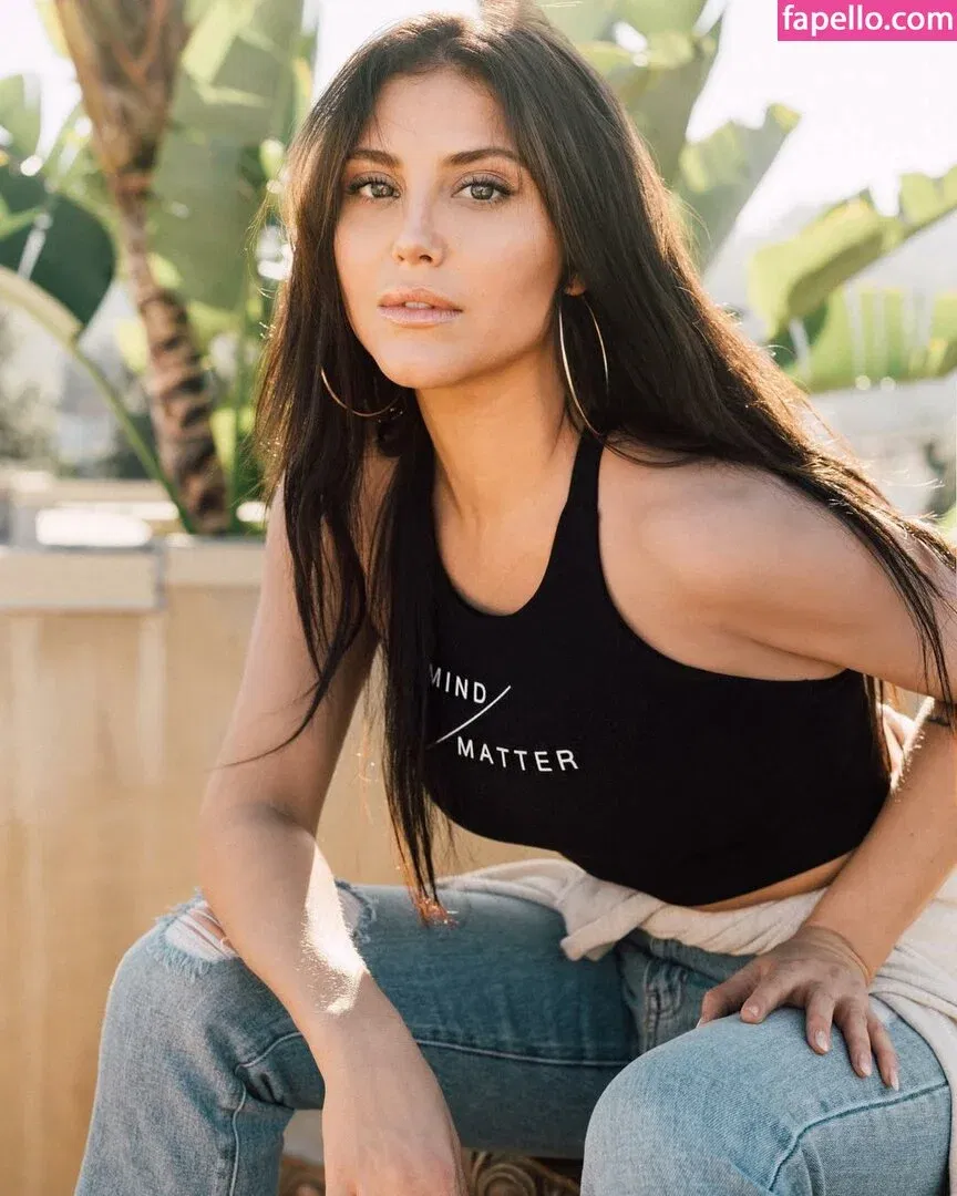 Cassie Scerbo Onlyfans Photo Gallery 