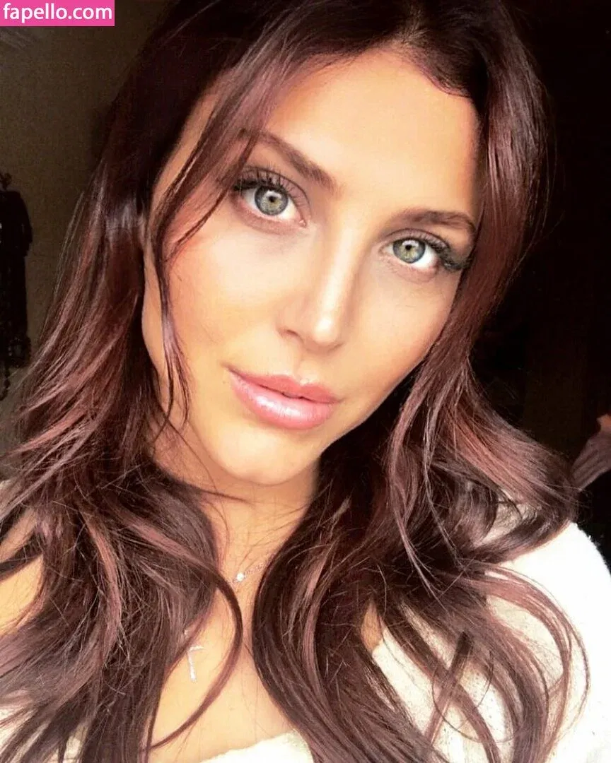 Cassie Scerbo Onlyfans Photo Gallery 