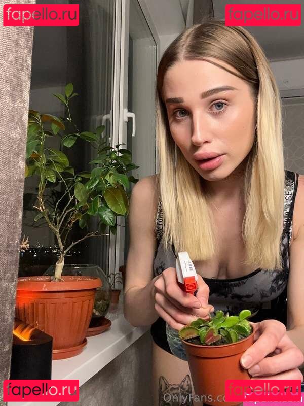 Lolly Pop Nude Onlyfans Photo 15