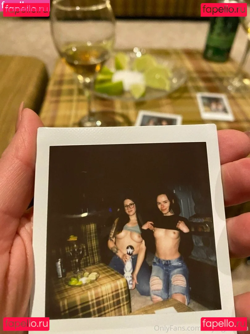 SkyHighSierra Onlyfans Photo Gallery 