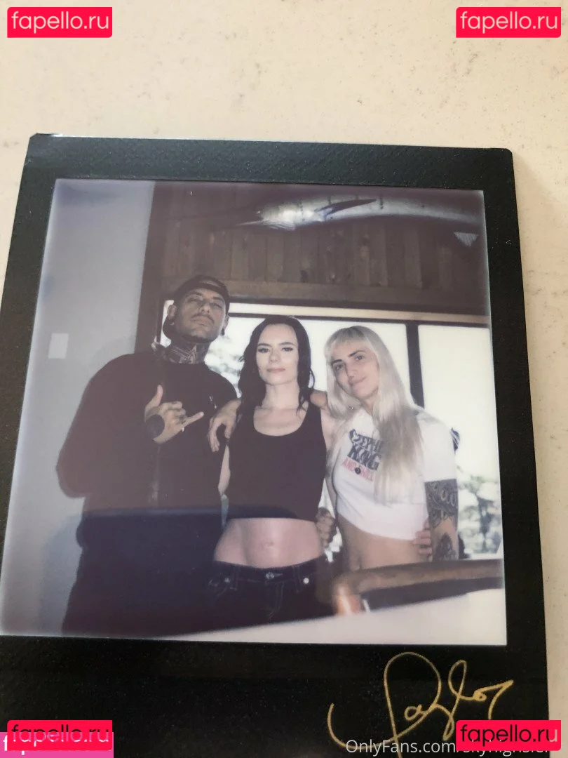 SkyHighSierra Onlyfans Photo Gallery 