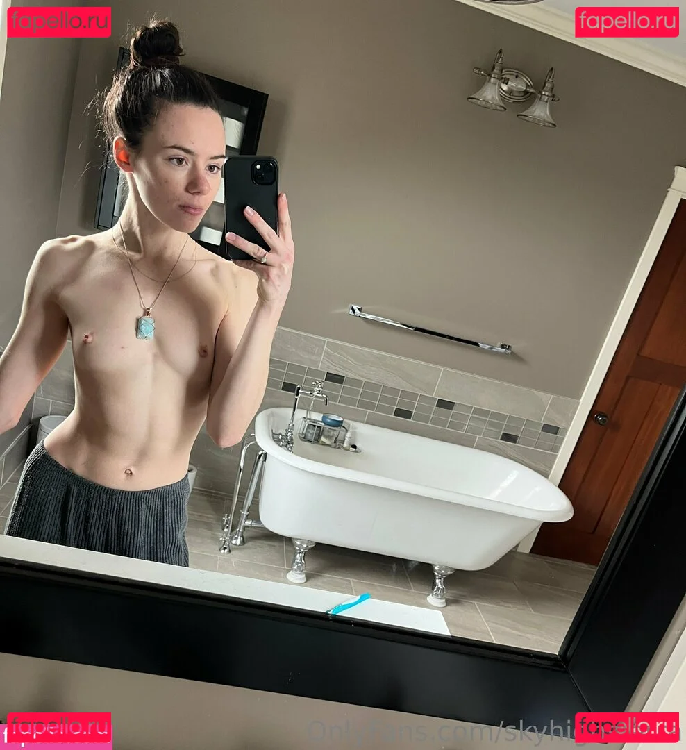 SkyHighSierra Onlyfans Photo Gallery 