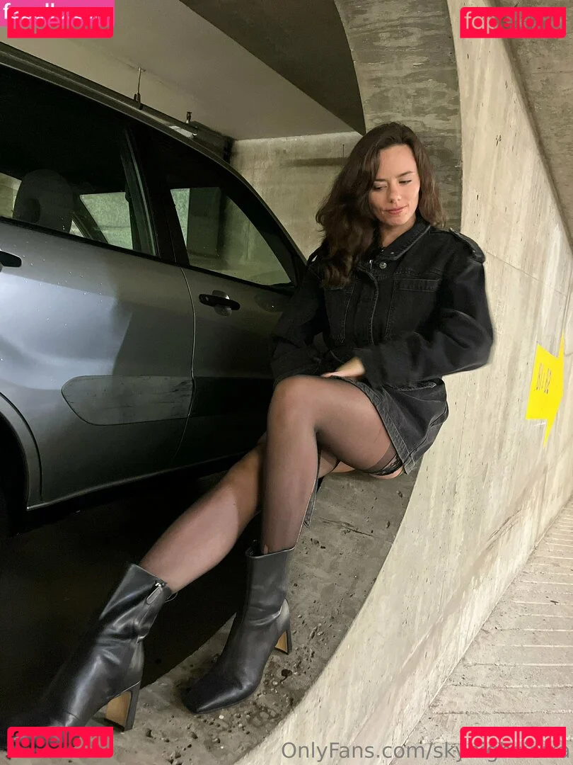 SkyHighSierra Onlyfans Photo Gallery 