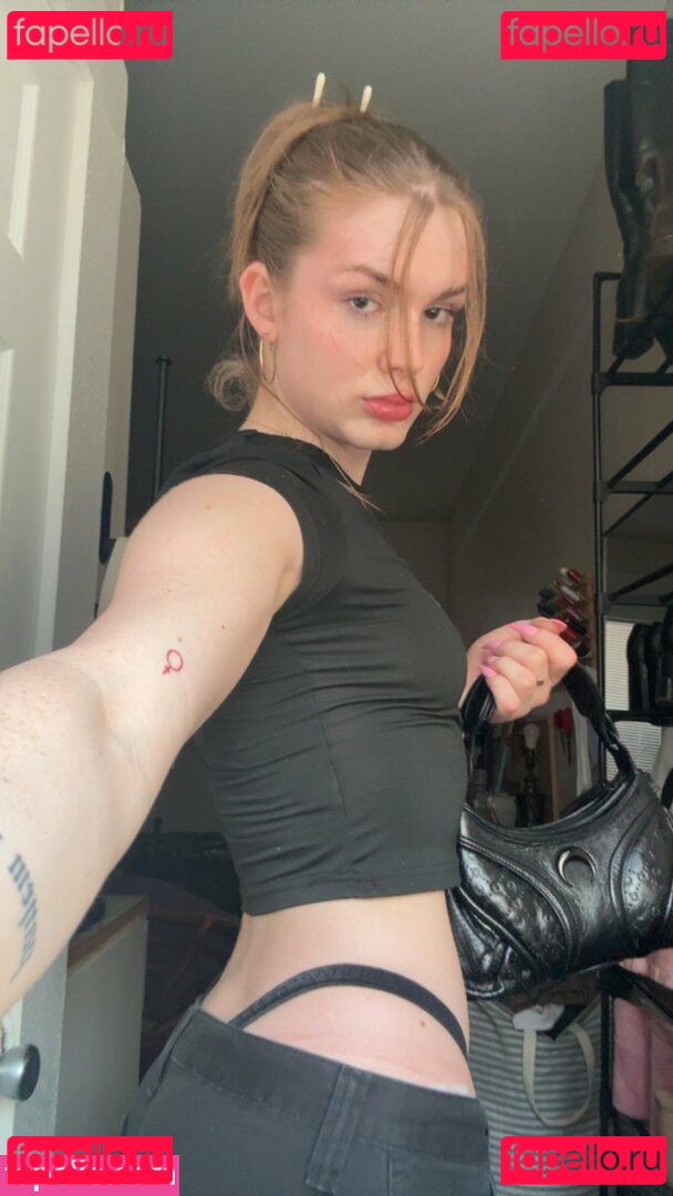 Bambi Snow Nude Onlyfans Photo 21