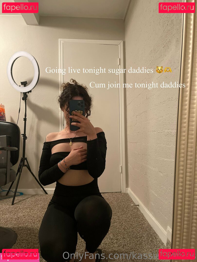kassiekremes Nude Onlyfans Photo 35