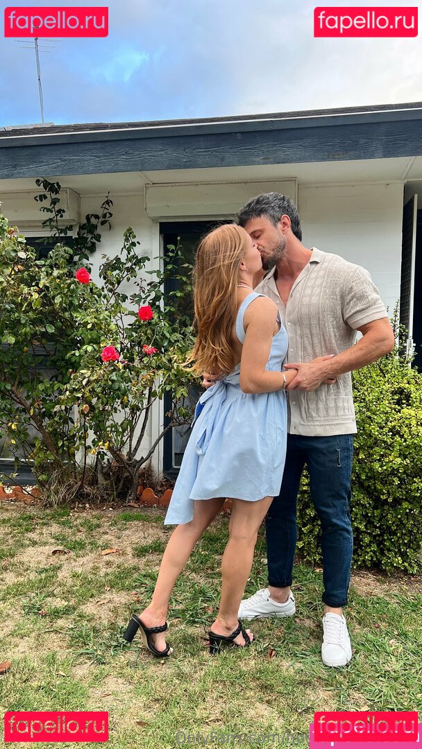 hotcoupleonshow Nude Onlyfans Photo 31