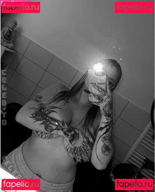 Annalenaaa Nude Onlyfans Photo 5