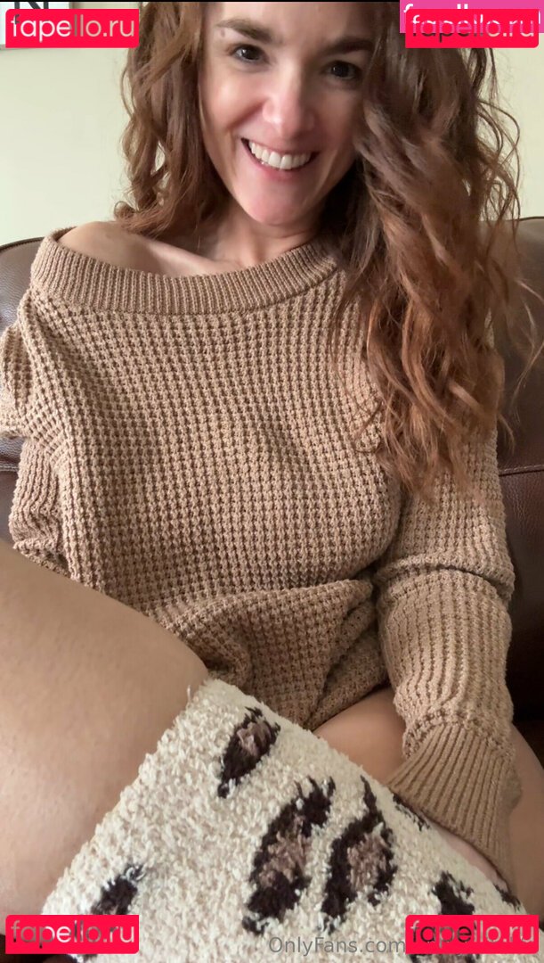 emilywifelife Nude Onlyfans Photo 16